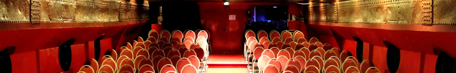 Theatersaal - Theaterschiff Bremen